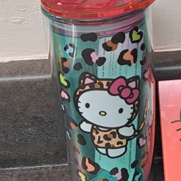 Hello Kitty Leopard Print Tumbler W/ Glass Coaster - Picture 3 of 3